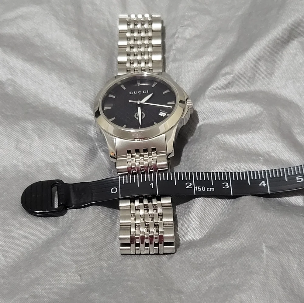 Gucci Women's Silver Stainless Steel Watch